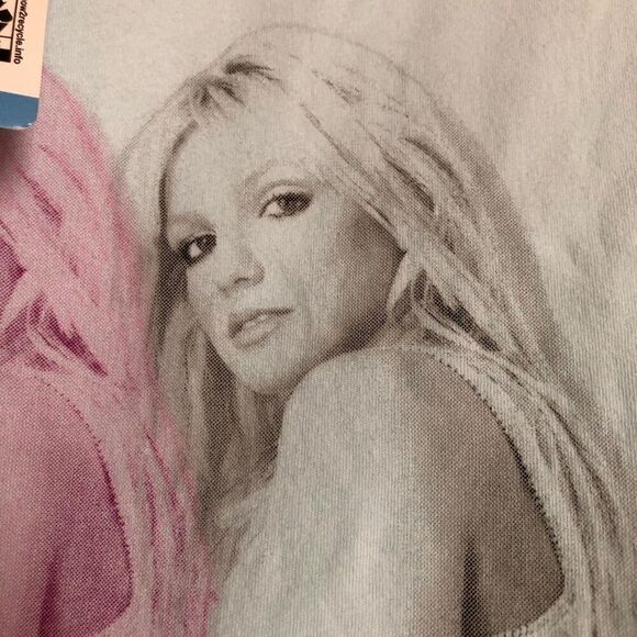 BRITNEY SPEARS - NWT - L Sz Lg Short Sleeve Crewneck Tee 100% Cotton/Baby Blue - Picture 6 of 14